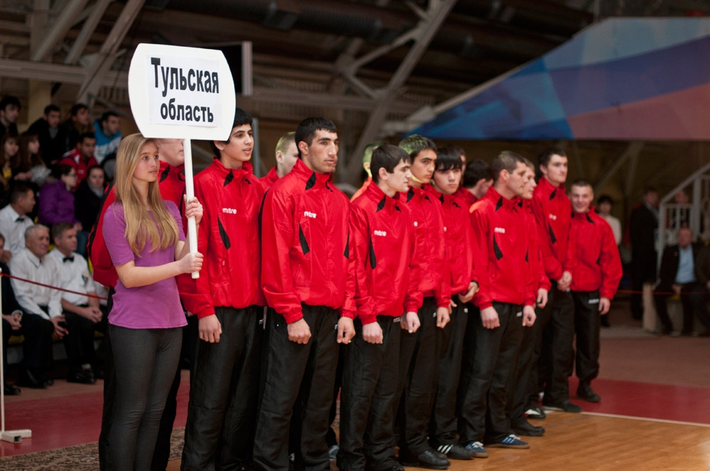 Студенты ТулГУ болеют за наших боксеров