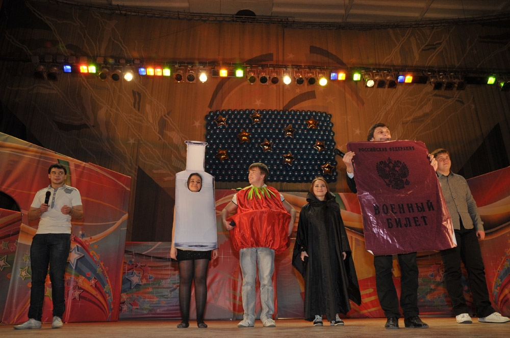 Путевки в полуфинал КВН разыграны