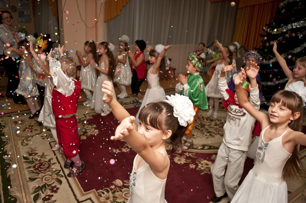 Детский сад на забавы богат