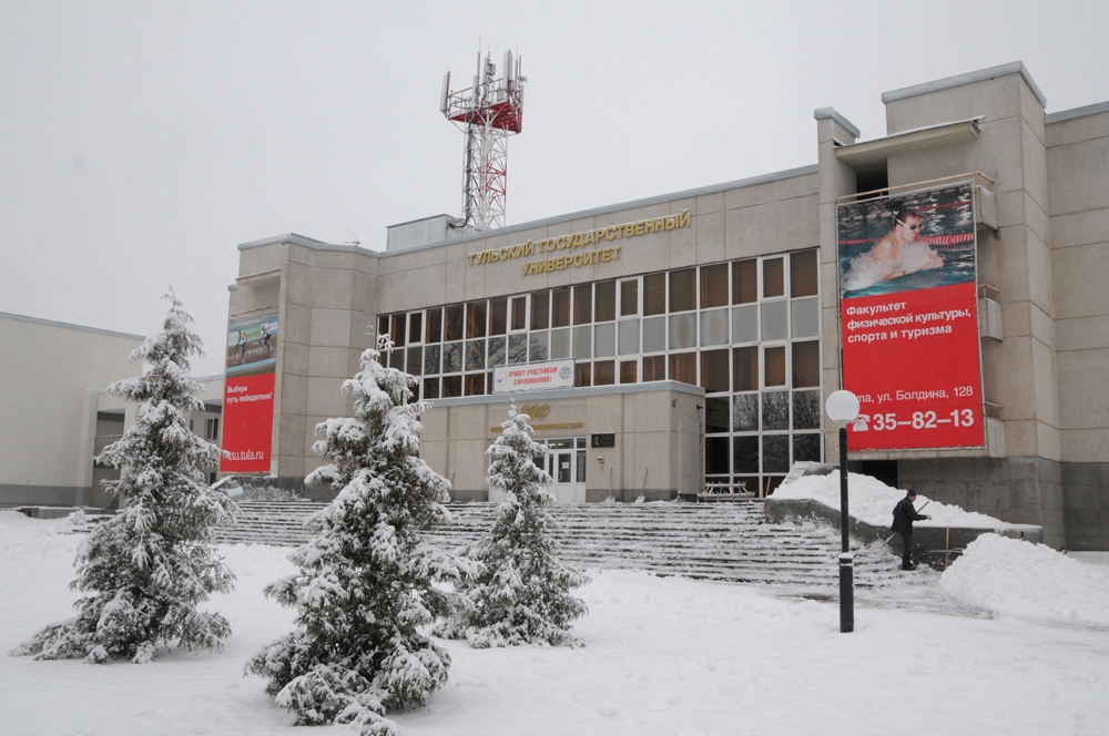 Рождественские сеты на теннисном корте ТулГУ