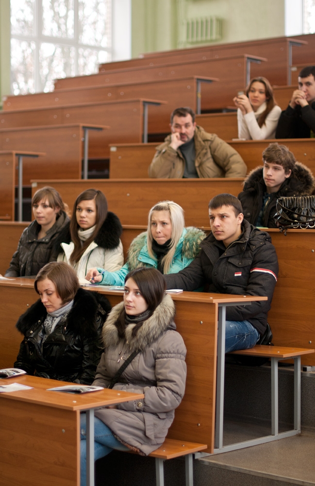 Юристы открыли двери