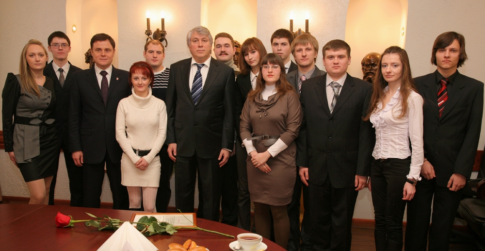 Именные стипендии в именинный день