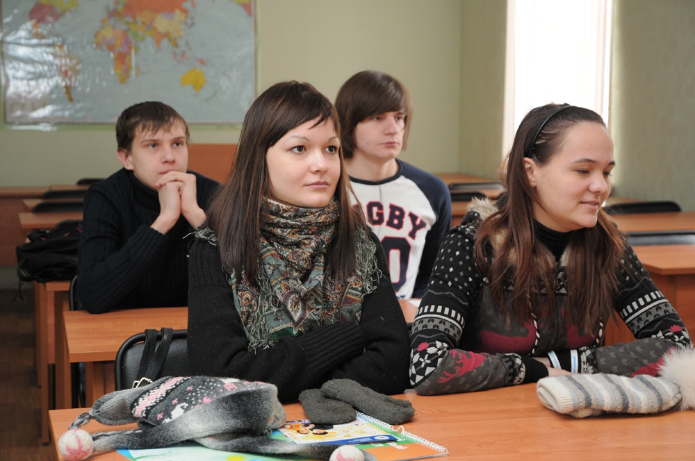 Гумфак презентовался