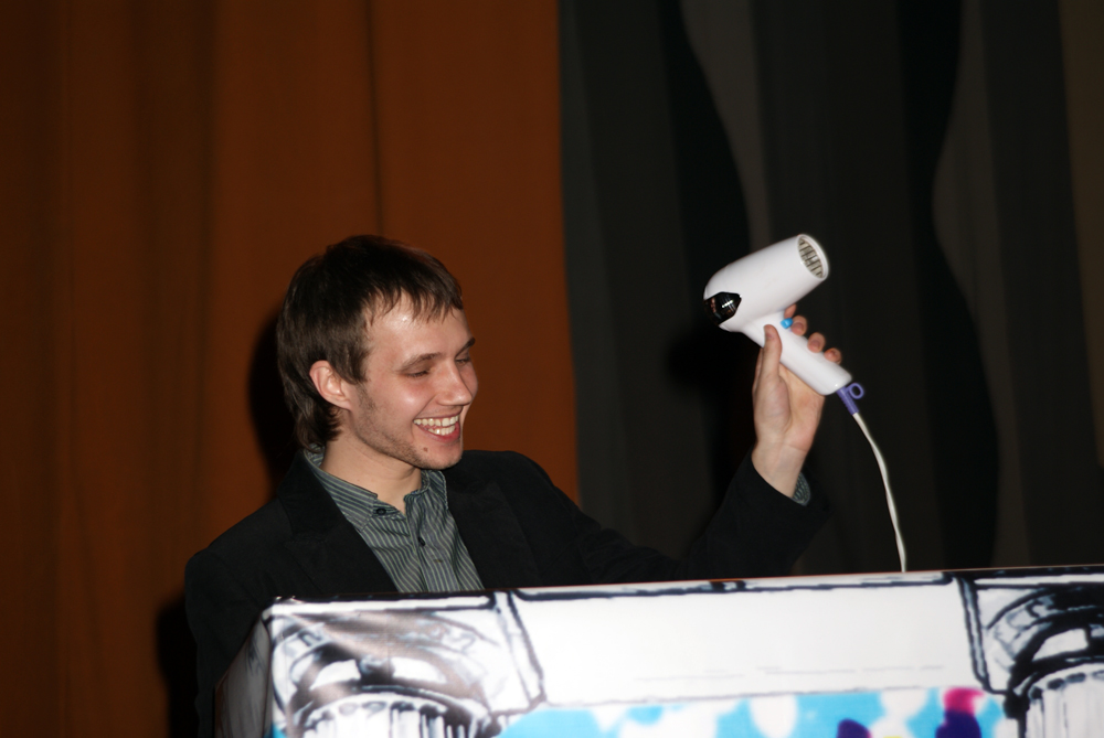 Вчера в университет состоялся фестиваль молодых команд КВН